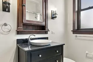 5520 S Cornell Ave, Chicago, IL 60637 - Photo 12