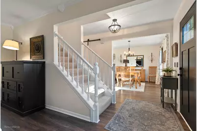 945 E Benton Avenue, Naperville, IL 60540 - Photo 2