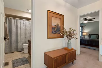 945 E Benton Avenue, Naperville, IL 60540 - Photo 16