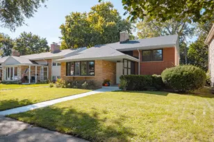 7930 N Kenneth Ave, Skokie, IL 60076 - Photo 2