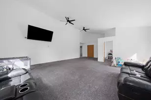 911 Kohley Rd, Lisle, IL 60532 - Photo 24