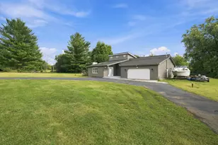 911 Kohley Rd, Lisle, IL 60532 - Photo 4