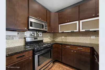 7932 W Grand Avenue #1E, Elmwood Park, IL 60707 - Photo 8