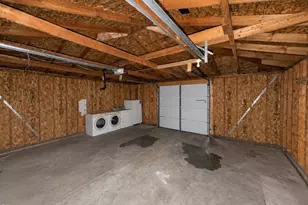 8736 S Richmond Ave, Evergreen Park, IL 60805 - Photo 16