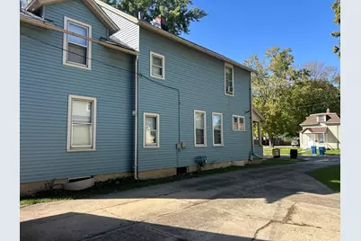 554 Bangs Street, Aurora, IL 60505 - Photo 8
