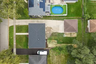 667 W St Aubin Dr, Addison, IL 60101 - Photo 26