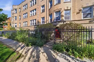 6305 N Claremont Ave, Chicago, IL 60659 - Photo 4