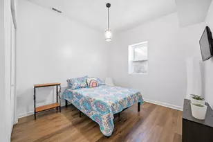 6305 N Claremont Ave, Chicago, IL 60659 - Photo 22