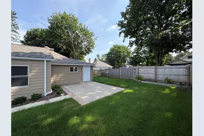 115 Grant Street, Barrington, IL 60010 - Photo 18