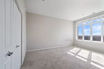 1199 E Port Clinton Road #710, Vernon Hills, IL 60061 - Photo 12