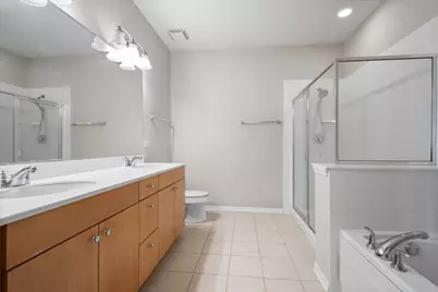 1199 E Port Clinton Road #710, Vernon Hills, IL 60061 - Photo 14