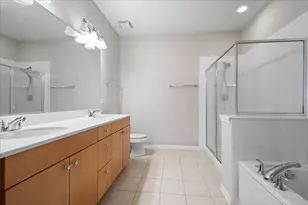 1199 E Port Clinton Rd, Vernon Hills, IL 60061 - Photo 14