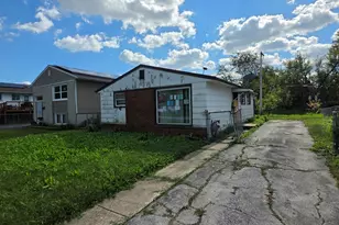 1649 W 163rd St, Markham, IL 60428 - Photo 2