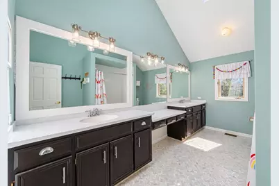 2412 Clifton Court, Naperville, IL 60565 - Photo 32