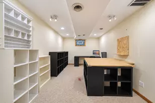 2412 Clifton Ct, Naperville, IL 60565 - Photo 40