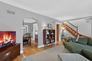 4842 W Balmoral Ave, Chicago, IL 60630 - Photo 6