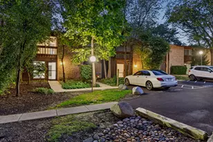 5931 Meadow Dr, Lisle, IL 60532 - Photo 2
