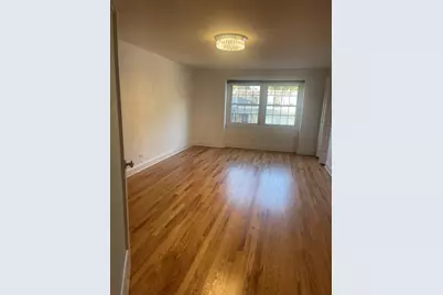 19W143 Avenue Rue Royal Avenue, Oak Brook, IL 60523 - Photo 8
