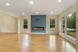 275 Farmhill Dr, Algonquin, IL 60102 - Photo 16