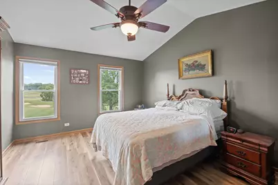 1816 Vermont Drive, Elk Grove Village, IL 60007 - Photo 10