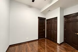 442 E 48th St, Chicago, IL 60615 - Photo 10