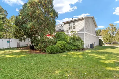 3 Dorchester Court, Streamwood, IL 60107 - Photo 4