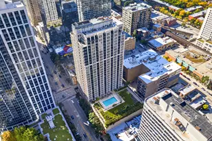 1250 S Michigan Ave, Chicago, IL 60605 - Photo 1
