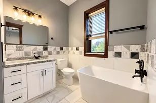 442 E 48th St, Chicago, IL 60615 - Photo 14