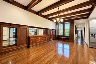 442 E 48th St, Chicago, IL 60615 - Photo 2