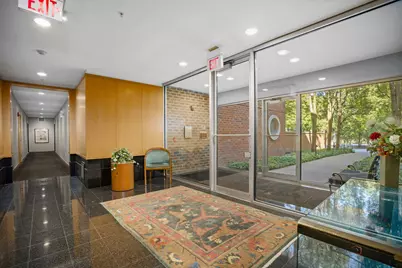360 Green Bay Road #1D, Winnetka, IL 60093 - Photo 2