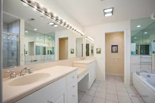 360 Green Bay Rd, Winnetka, IL 60093 - Photo 16