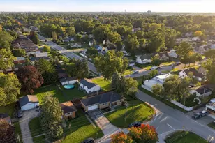 10811 Wrightwood Ave, Melrose Park, IL 60164 - Photo 30