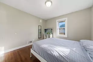 10811 Wrightwood Ave, Melrose Park, IL 60164 - Photo 6