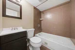 10811 Wrightwood Ave, Melrose Park, IL 60164 - Photo 22