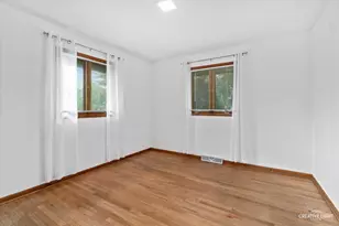 390 L R A Dr, Aurora, IL 60506 - Photo 16