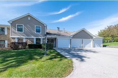 26 Stanton Court #D-1, Schaumburg, IL 60193 - Photo 2