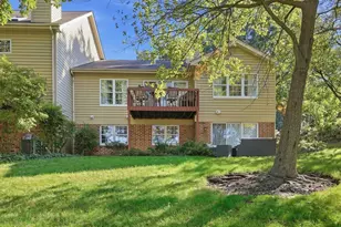 576 Shagbark Dr, Elgin, IL 60123 - Photo 6