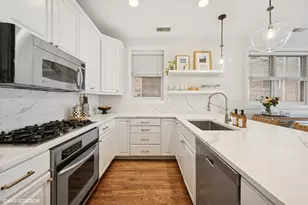 3543 N Southport Ave, Chicago, IL 60657 - Photo 6