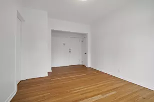 4310 N Clarendon Ave, Chicago, IL 60613 - Photo 2