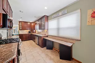 4723 N Kilbourn Ave, Chicago, IL 60630 - Photo 8