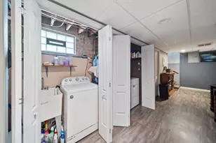 4723 N Kilbourn Ave, Chicago, IL 60630 - Photo 22