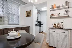 6131 N Hoyne Ave, Chicago, IL 60659 - Photo 16