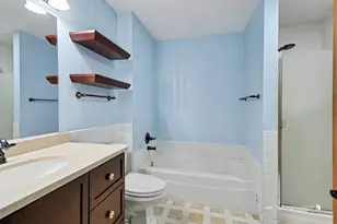 1724 Court St, McHenry, IL 60051 - Photo 16