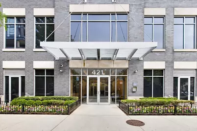 421 W Huron Street #908, Chicago, IL 60654 - Photo 2