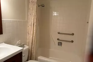 512 Redondo Dr, Downers Grove, IL 60516 - Photo 18