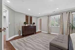 9240 S 83rd Ave, Hickory Hills, IL 60457 - Photo 14