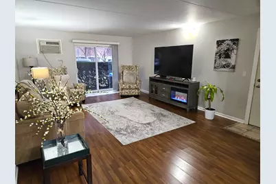 1354 E Washington Street #102, Des Plaines, IL 60016 - Photo 4