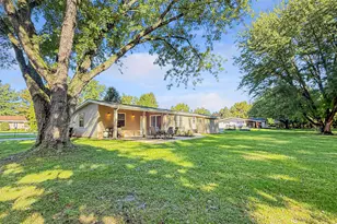6011 Stevens St, Byron, IL 61010 - Photo 20
