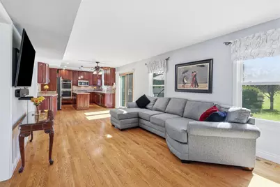 997 Village Road, Crystal Lake, IL 60014 - Photo 14