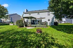 997 Village Rd, Crystal Lake, IL 60014 - Photo 4
